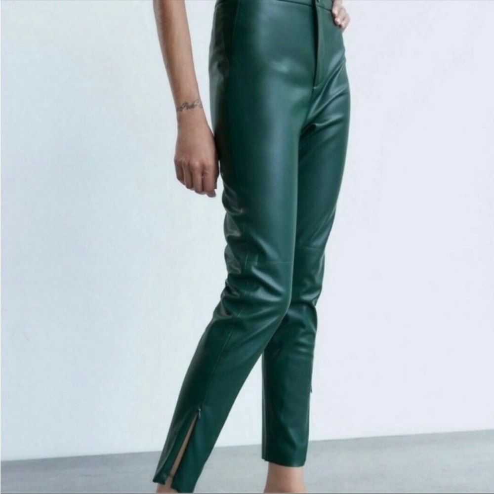 ZARA NWOT green faux leather hi-rise zipper hem leggings